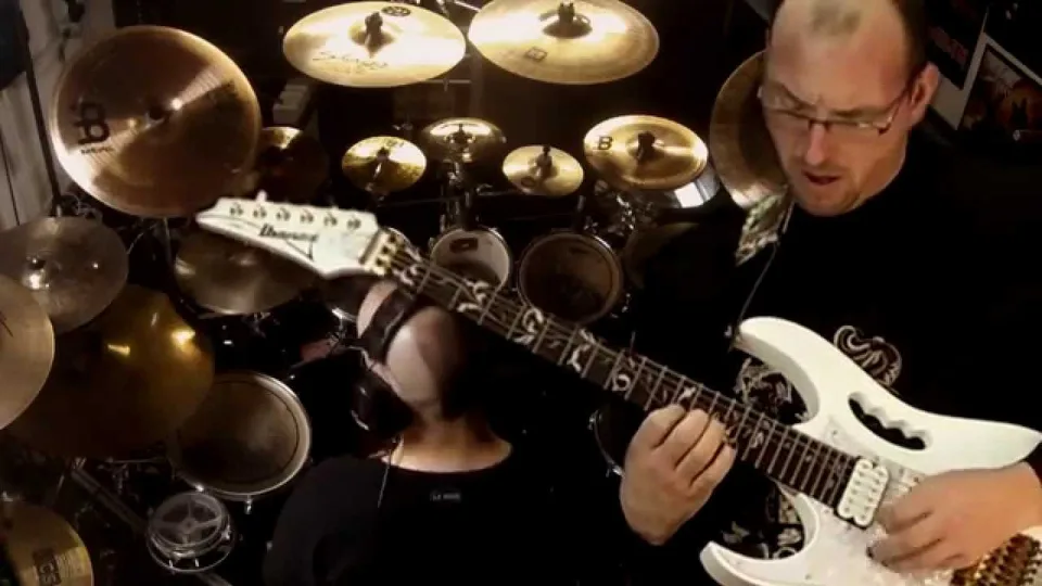 Iron Maiden - Sign Of The Cross guitar tab
